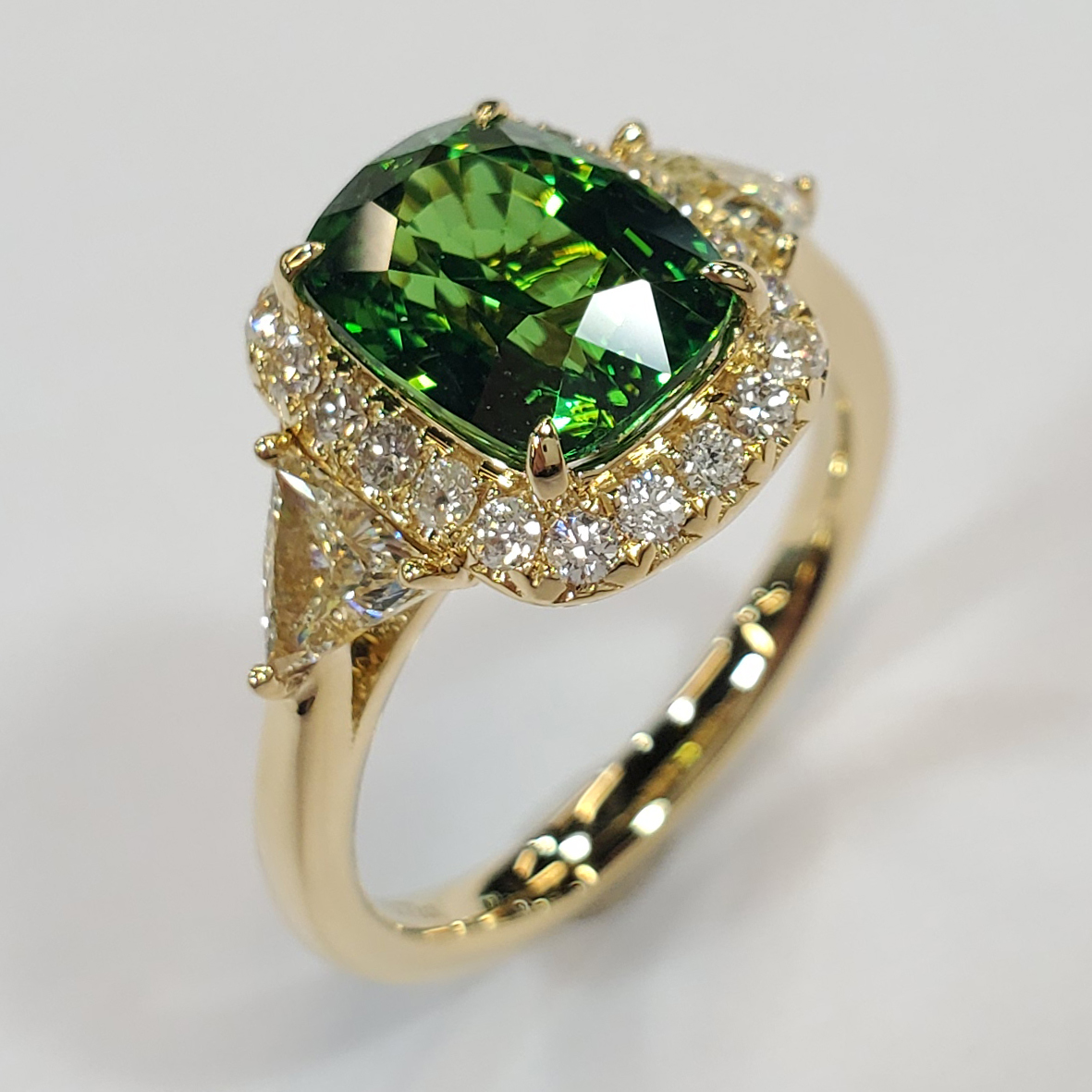 Tsavorite Ring With Diamonds In 18K Pan Gems Inc 